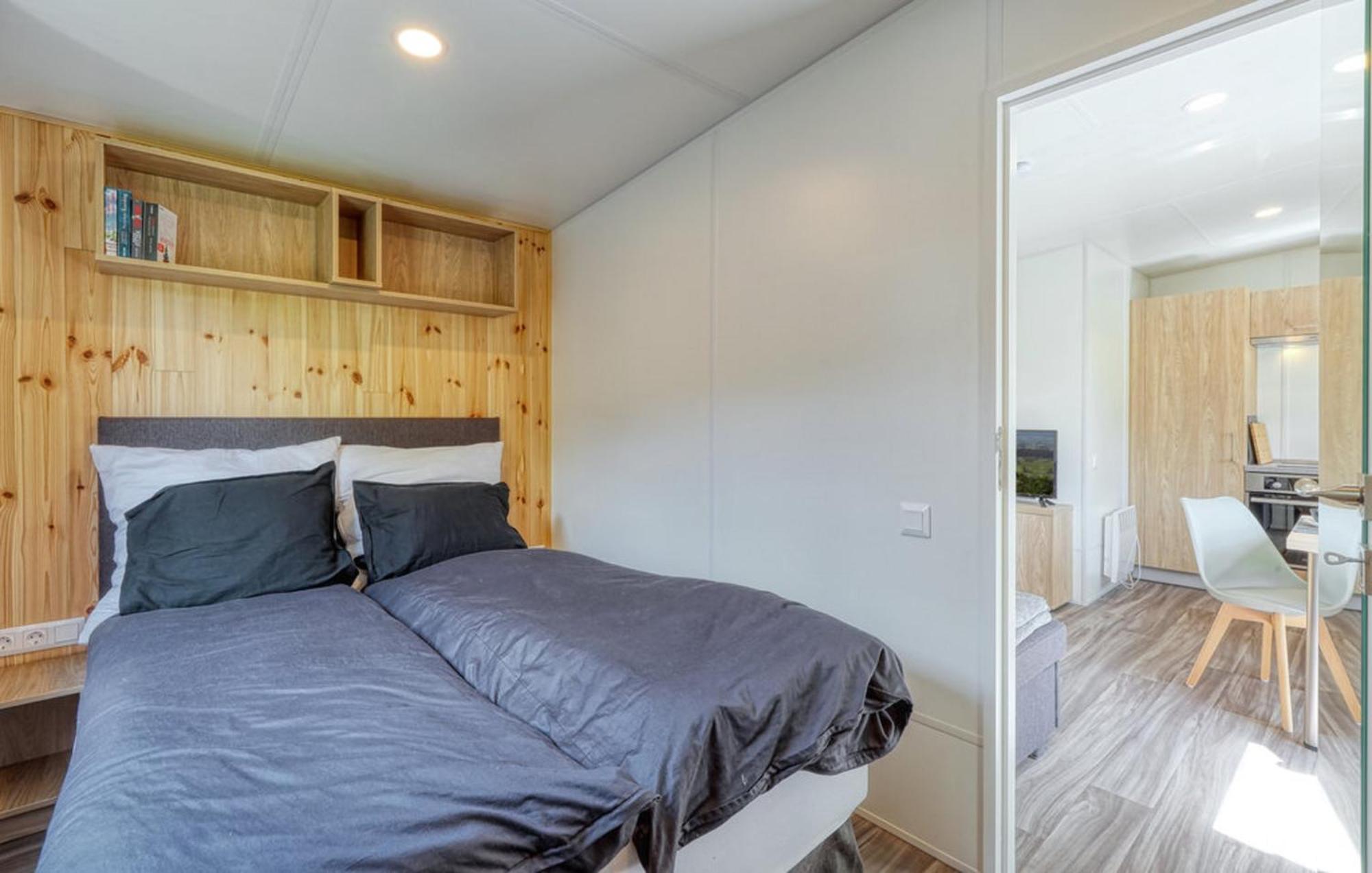 Tiny House Apartment *
